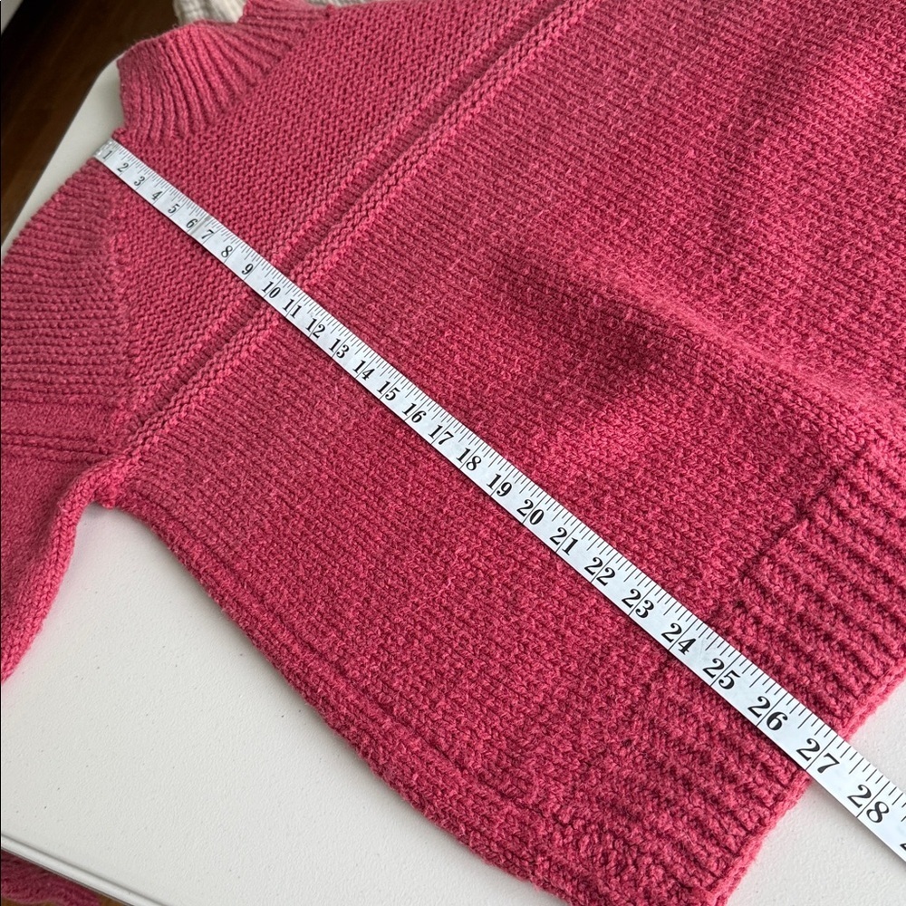 Hand-Knit Wool Sweater Raspberry Pink - Picture 12 of 14